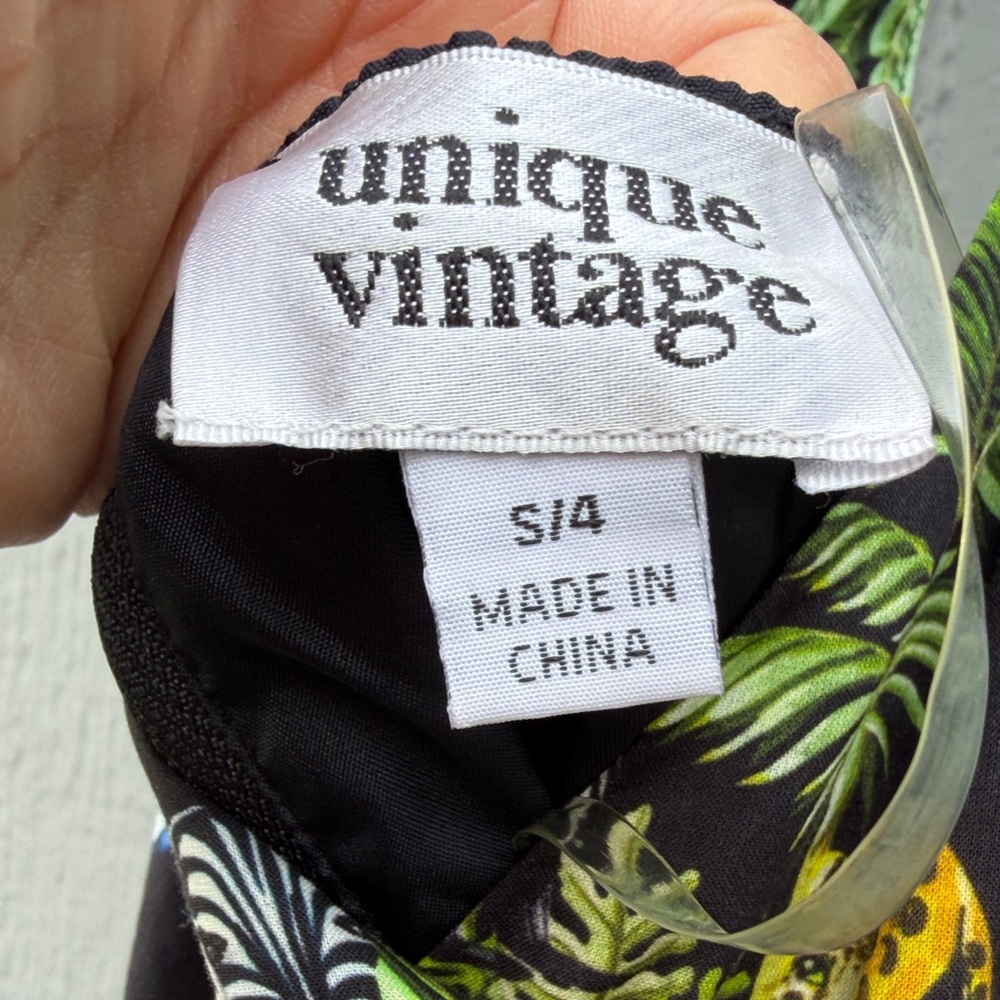 Unique Vintage Tarrytown Hostess Jungle Print Dress: S - Picture 3 of 10